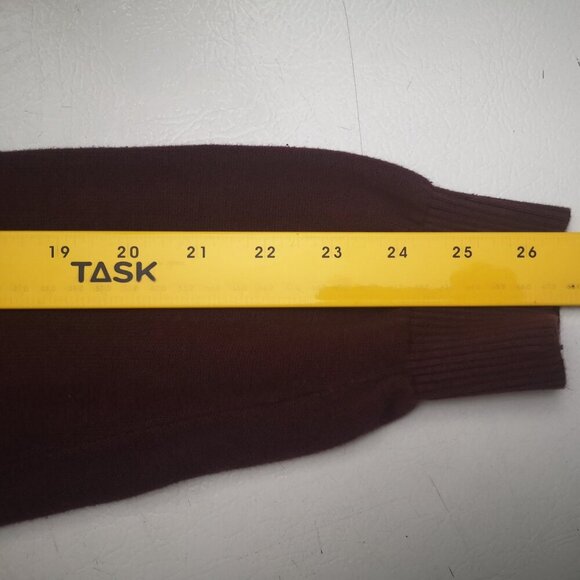 Izod Men's Size Large Burgundy 1/4 Zip Straight Fit Sweater - Picture 7 of 8